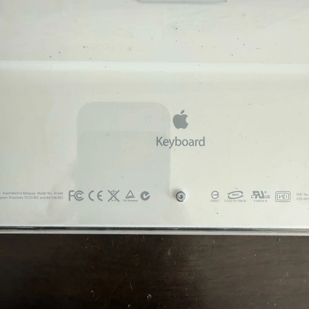 Vintage Apple Pro Keyboard A1048 Wired USB Full Size